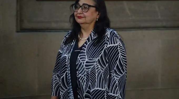 Piña advierte sobre sanciones por no cubrir vacantes del INAI