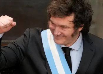 Milei Afirma que no Cancelará su Viaje a España en Junio