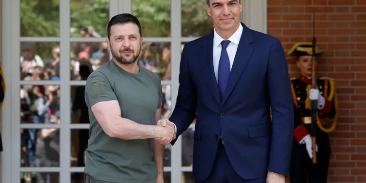 España Fortalece Defensas de Ucrania con Aporte de 1.000 Millones de Euros