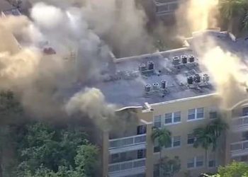 Incendio y Tiroteo en Edificio de Miami: Decenas Evacuados, Múltiples Heridos