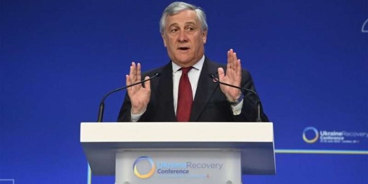 Roma Alerta del Riesgo de que Rusia Quiebre la Unidad de Europa
