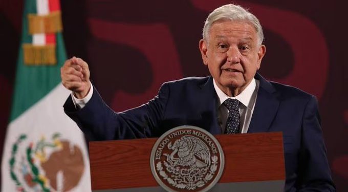 Mañanera del 8 de agosto de 2024: AMLO aborda bloqueos, medallas olímpicas, Putin, y más