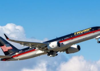Avión de Donald Trump realiza aterrizaje de emergencia por falla mecánica en Montana