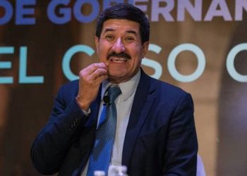 Fiscalía Anticorrupción de Chihuahua Declara a Javier Corral como Prófugo de la Justicia