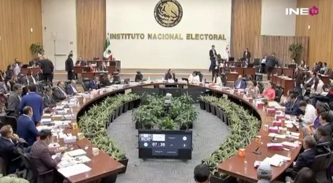 INE aprueba la distribución de diputaciones: Morena-PT-PVEM obtiene mayoría calificada