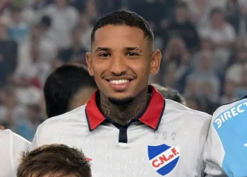 Fallece en Brasil el futbolista uruguayo Juan Izquierdo a los 27 años