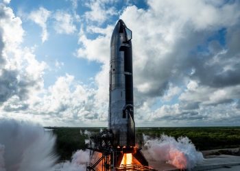 SpaceX lanzará cinco naves no tripuladas a Marte en dos años, según Elon Musk