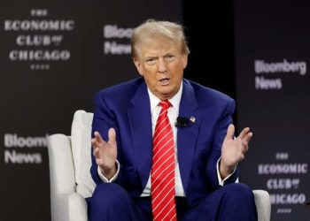 Trump asegura que aranceles generarán grandes ingresos y protegerán empresas de EE. UU.