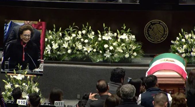 Despedida a Ifigenia Martínez en la Cámara de Diputados con emotivo homenaje