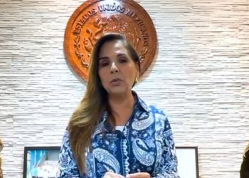Mara Lezama celebra la eliminación del cobro por dispositivos electrónicos en el Aeropuerto de Cancún