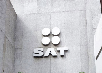 Falla en el SAT revoca e-firmas; aseguran que restablecimiento será automático