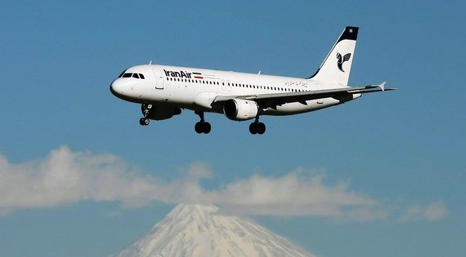 Irán suspende vuelos en todos sus aeropuertos ante posibles represalias israelíes