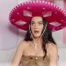Katy Perry disfruta una sorpresa única de un mariachi femenino en Pinky Promise