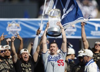 Los Dodgers celebran su título de la Serie Mundial con desfile histórico en Los Ángeles