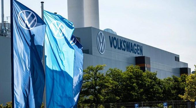 Volkswagen enfrenta paros en Alemania por despidos y cierres de plantas