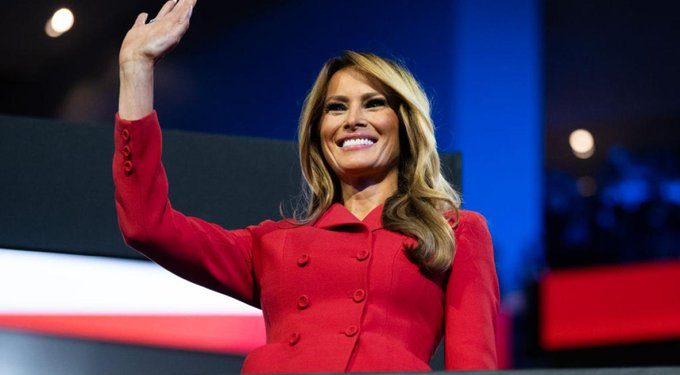 “Melania Trump rechaza reunión con Jill Biden y recibe carta de felicitación”