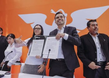 Jorge Álvarez Máynez se postula para liderar Movimiento Ciudadano