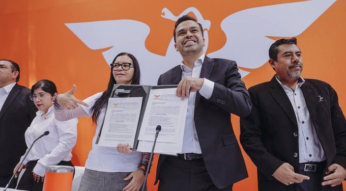 Jorge Álvarez Máynez se postula para liderar Movimiento Ciudadano