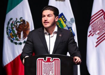 Samuel García arremete contra Elon Musk y Trump por plan de “secretaría de robots”