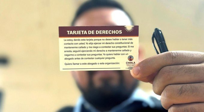 Tarjeta de derechos: una herramienta para enfrentar las deportaciones de Trump