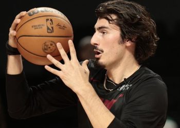 Jaime Jáquez Jr. hace historia como el primer mexicano en ganar un partido de la NBA en México
