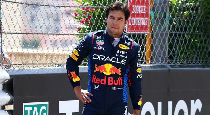 Checo Pérez asegura su continuidad en Red Bull para la temporada 2025