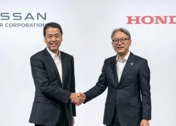 Nissan y Honda consideran una posible fusión para enfrentar la competencia china