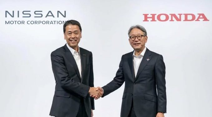 Nissan y Honda consideran una posible fusión para enfrentar la competencia china