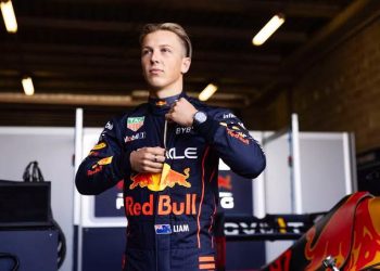 Red Bull anunció que Liam Lawson ocupará el lugar del mexicano Sergio ‘Checo’ Pérez.