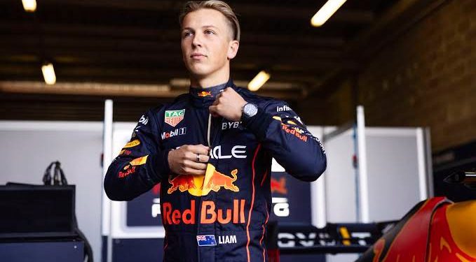Red Bull anunció que Liam Lawson ocupará el lugar del mexicano Sergio ‘Checo’ Pérez.