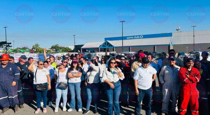 Trabajadores de subcontratistas de Pemex marcharon en Tabasco para exigir el pago de 400 millones de pesos
