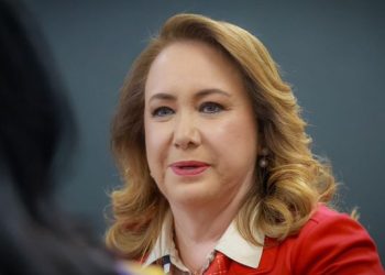 La ministra Yasmín Esquivel asegura que cumplió con todos los requisitos para obtener su título.