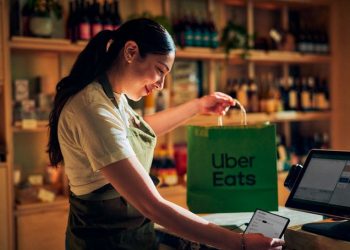 Uber Eats y R2 ofrecen financiamiento flexible para restaurantes en México