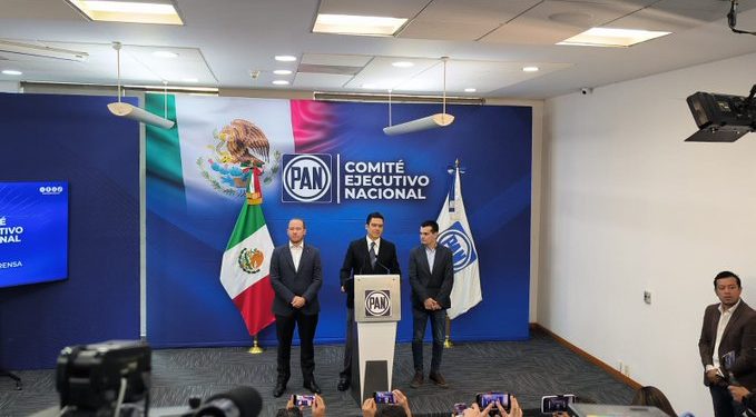 Jorge Romero, líder del PAN, propone bajar el IEPS para reducir el precio de la gasolina