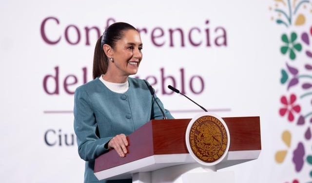 Sheinbaum reacciona a narcomantas en Sinaloa: “Están bajo investigación”