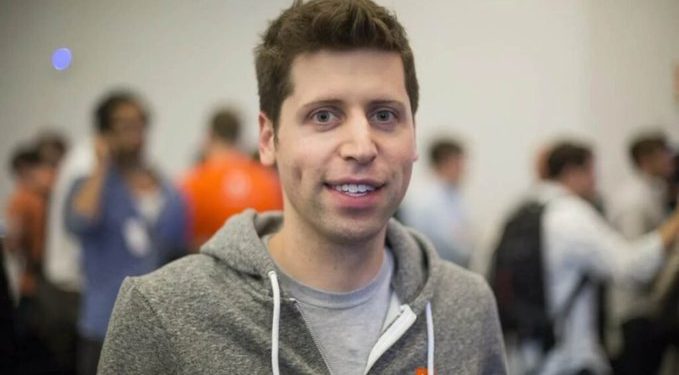 Sam Altman enfrenta demanda por abuso sexual presentada por su hermana