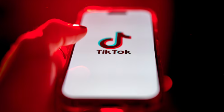 TikTok detiene sus operaciones en Estados Unidos tras fallo del Tribunal Supremo
