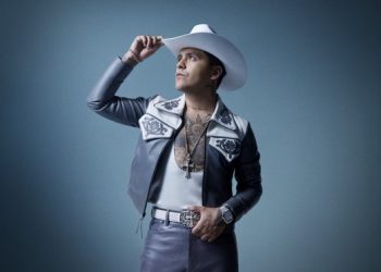 Christian Nodal brilla en “Rolling Stone” y reafirma su amor por México