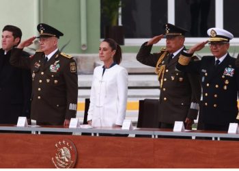 Claudia Sheinbaum destaca labor del Ejército Mexicano y promete mejores salarios