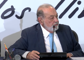 Carlos Slim respalda la estrategia económica de Sheinbaum sin cambios fiscales