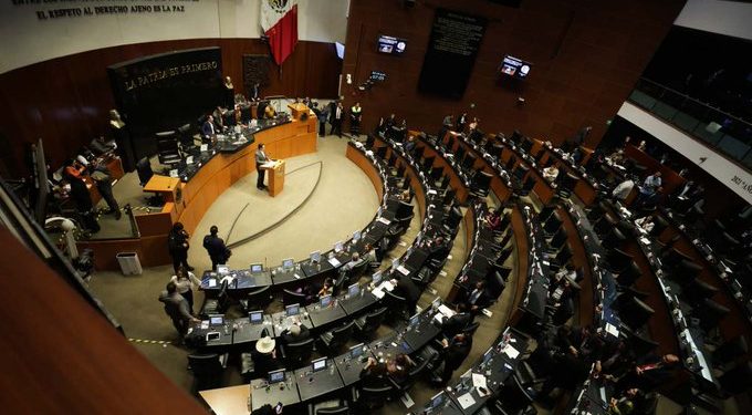 Senado recibe iniciativa para crear nueva autoridad de transparencia en México
