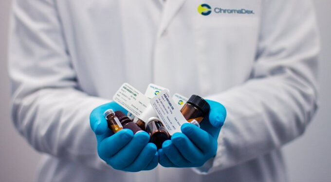 Cofepris advirtió sobre un lote falsificado del medicamento Novovartalon para osteoartritis