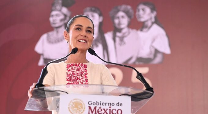 Claudia Sheinbaum puso en marcha el Programa de Vivienda para el Bienestar en Colima