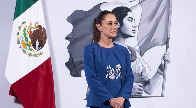 Sheinbaum abordó seguridad, reforma laboral, educación y relaciones exteriores en su conferencia del 26 de marzo.