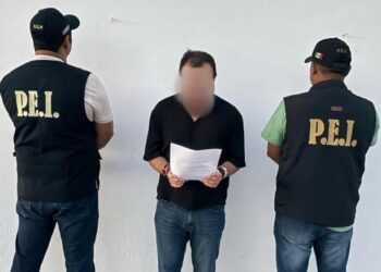 Detienen a exfuncionario de Campeche por desvío de 16 millones en contratos de publicidad