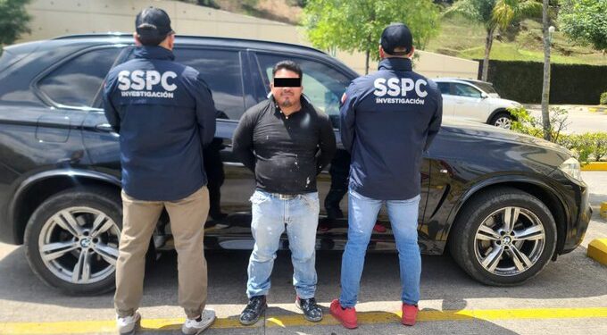 Detienen en Veracruz a “El Veterano”, uno de los más buscados por el FBI