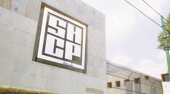Hacienda da más tiempo a bancos para aplicar nuevas medidas contra fraude y lavado de dinero