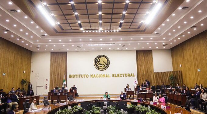 INE recibe solo la mitad del presupuesto solicitado y ajustará gastos electorales