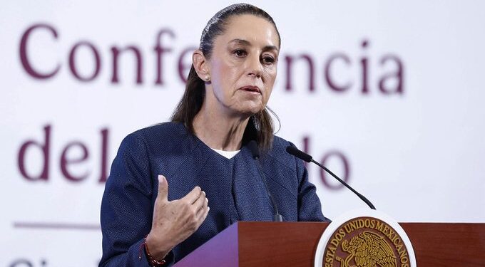 Claudia Sheinbaum irá a Convención Bancaria y pedirá bajar tasas de interés