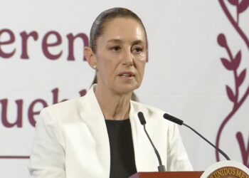 Sheinbaum niega recesión, destaca inversión y defiende reformas judiciales en mañanera del 24 abril